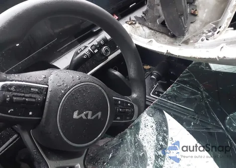 2024 Kia Sportage Lx z USA, uszkodzony, nr VIN KNDPUCDF6R7262239